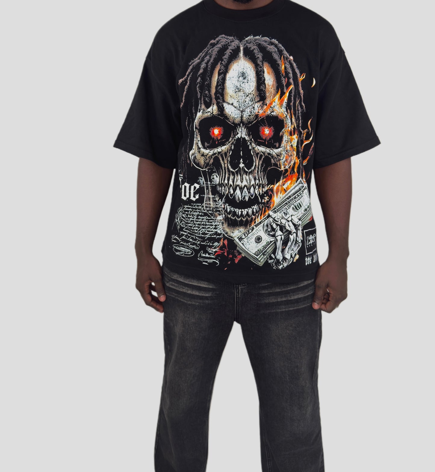 zoe wears Black Skull tshirt